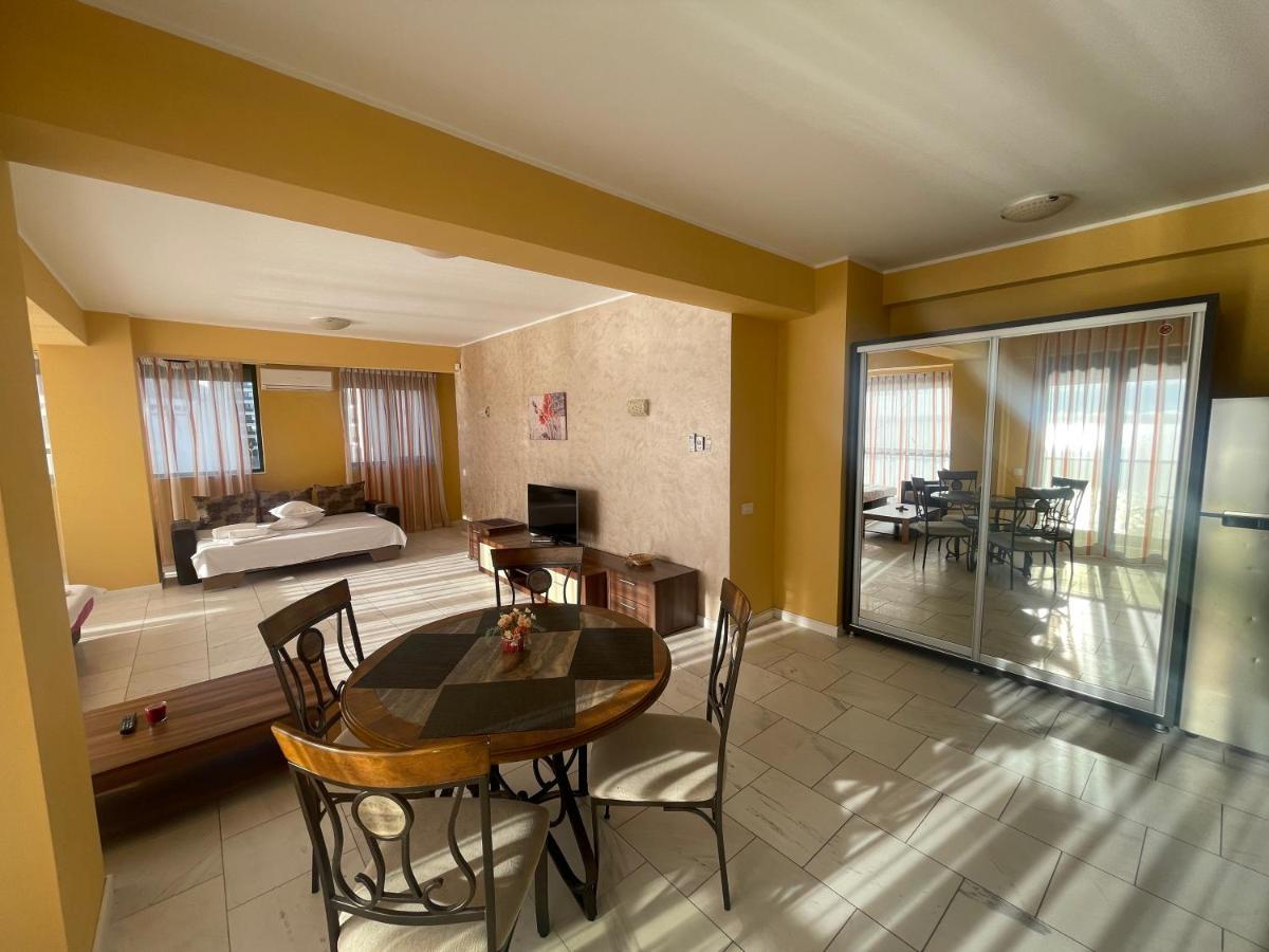 מאמאיה Sophia Lake View Suite מראה חיצוני תמונה