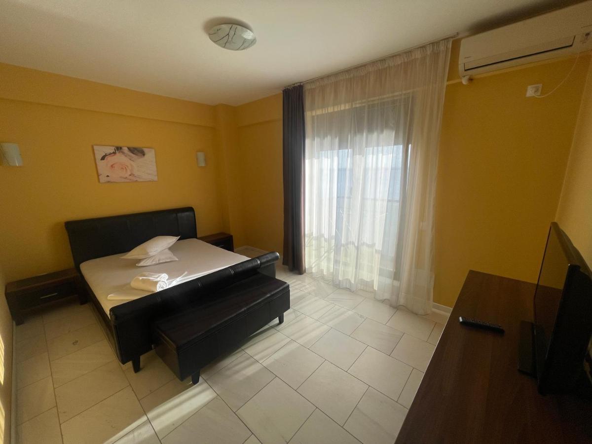 מאמאיה Sophia Lake View Suite מראה חיצוני תמונה