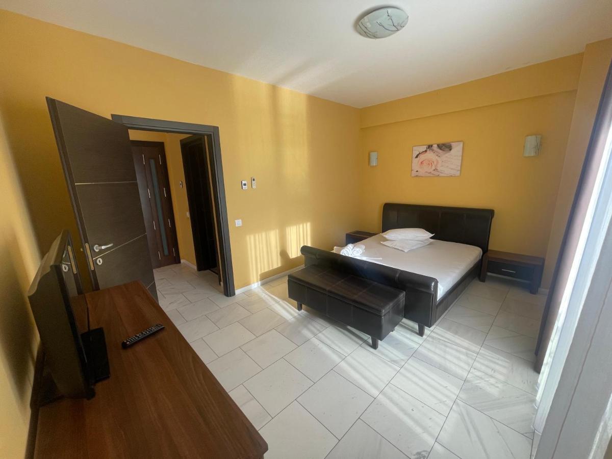 מאמאיה Sophia Lake View Suite מראה חיצוני תמונה