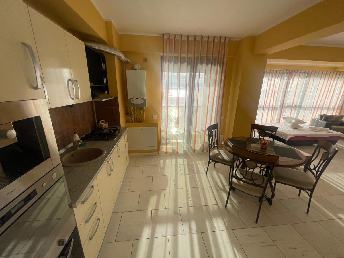 מאמאיה Sophia Lake View Suite מראה חיצוני תמונה