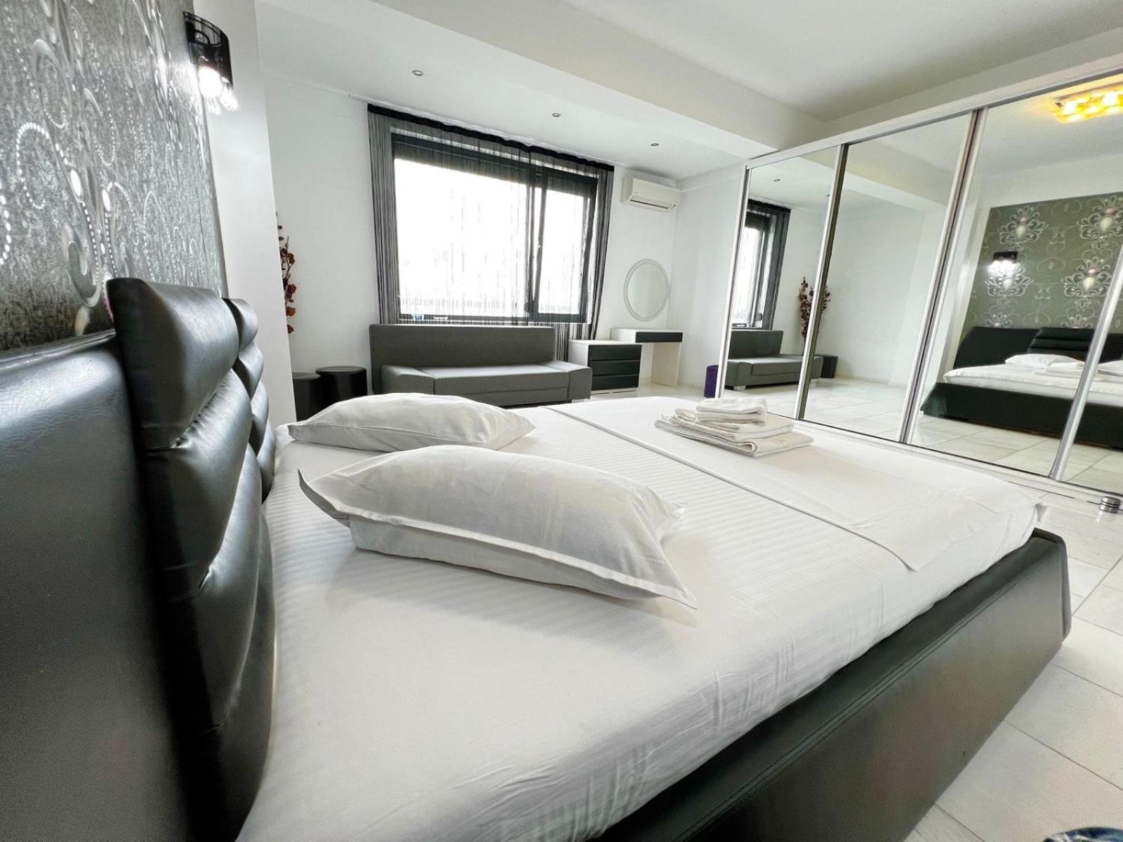 מאמאיה Sophia Lake View Suite מראה חיצוני תמונה
